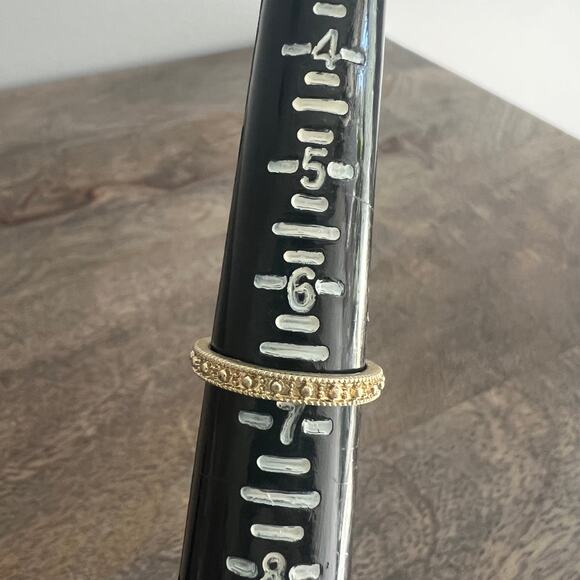 Textured gold tone ring band- size 6.75 - Picture 4 of 5